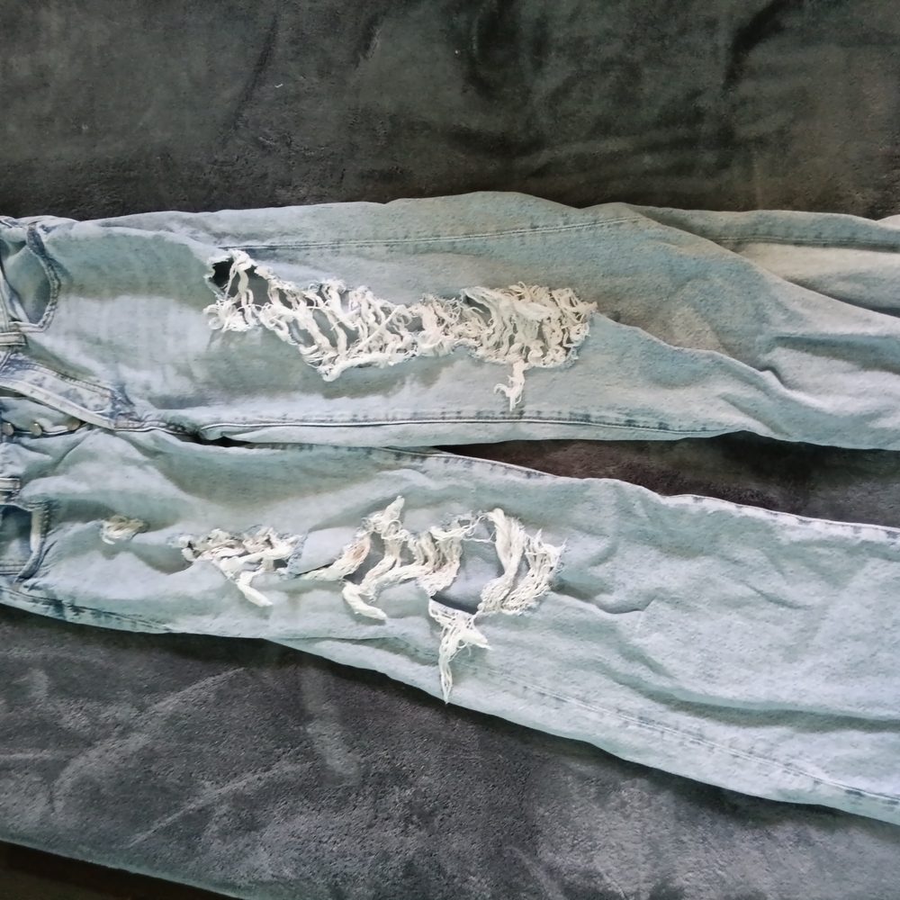 Distressed Light Blue Women's Jeans